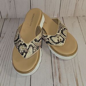 Donald J. Pliner Laura snakeskin sandals Thongs Flip Flops 7.5